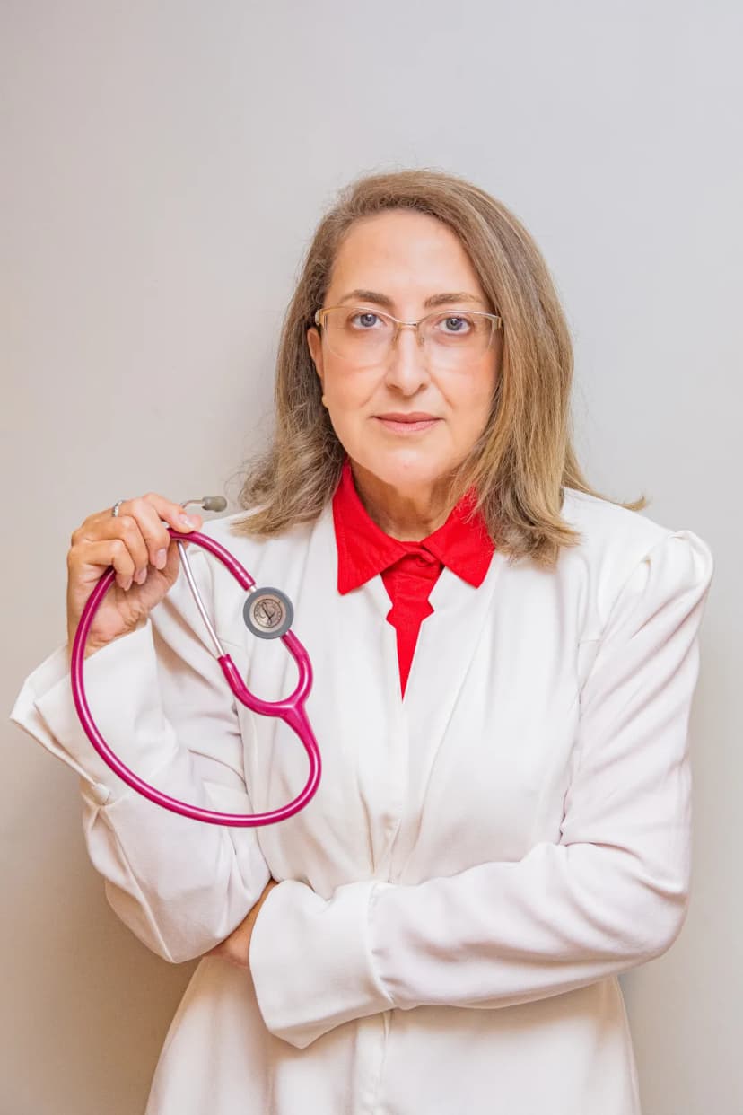 Dra Luciana Lameirão